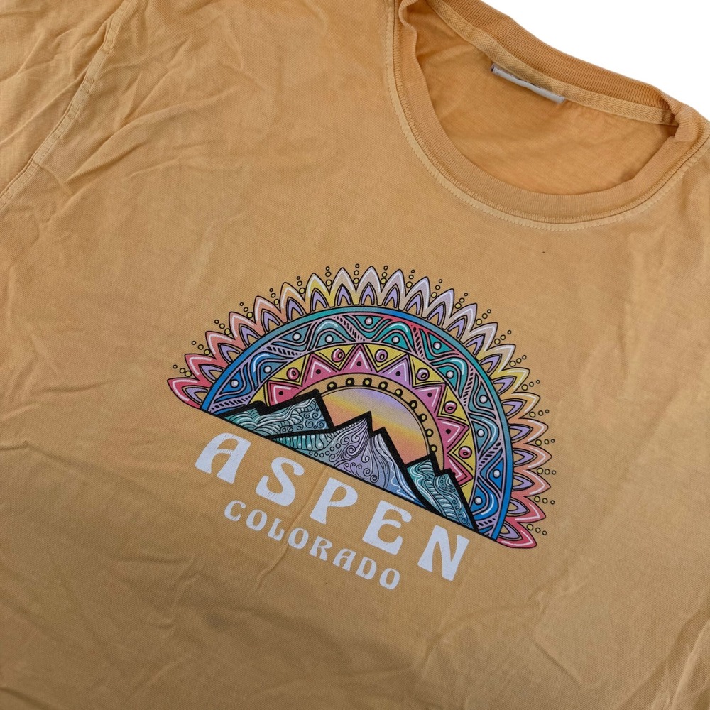 Techstyles Aspen Colorado T-Shirt Mens L Yellow Mountain Mandala Graphic‎ Ski